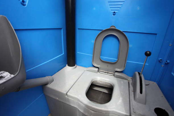 Best Portable restroom trailer rental  in Kinston, NC